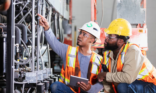  North Shore, CA Electrician Pros